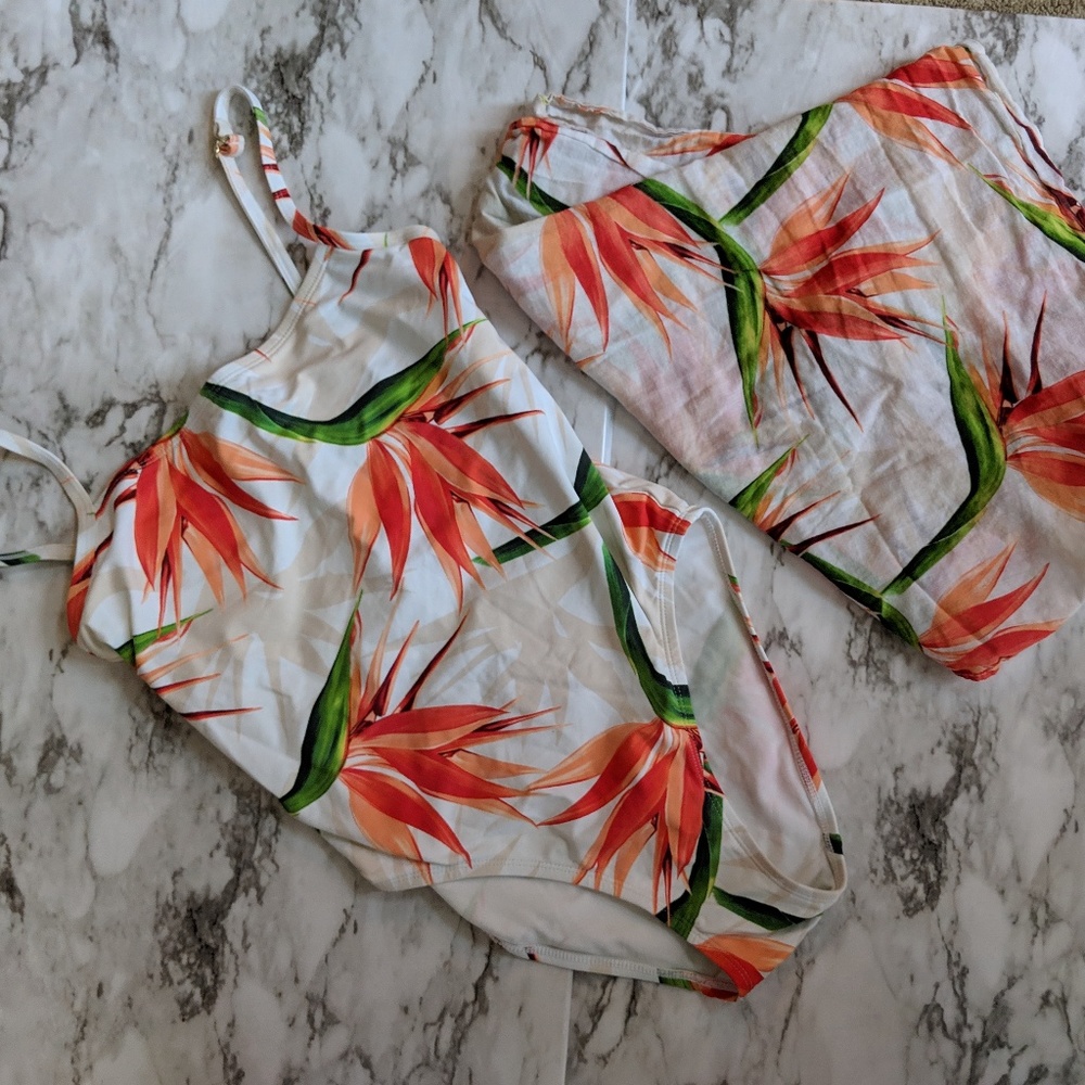 Tommy Bahama Swimsuit Bird Paradise Aloha Sarong